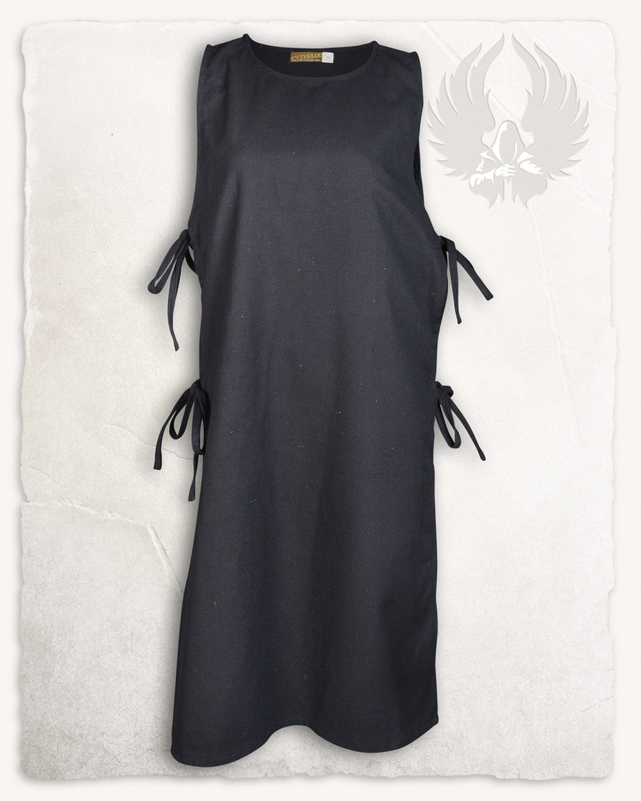Ormhild apron dress black